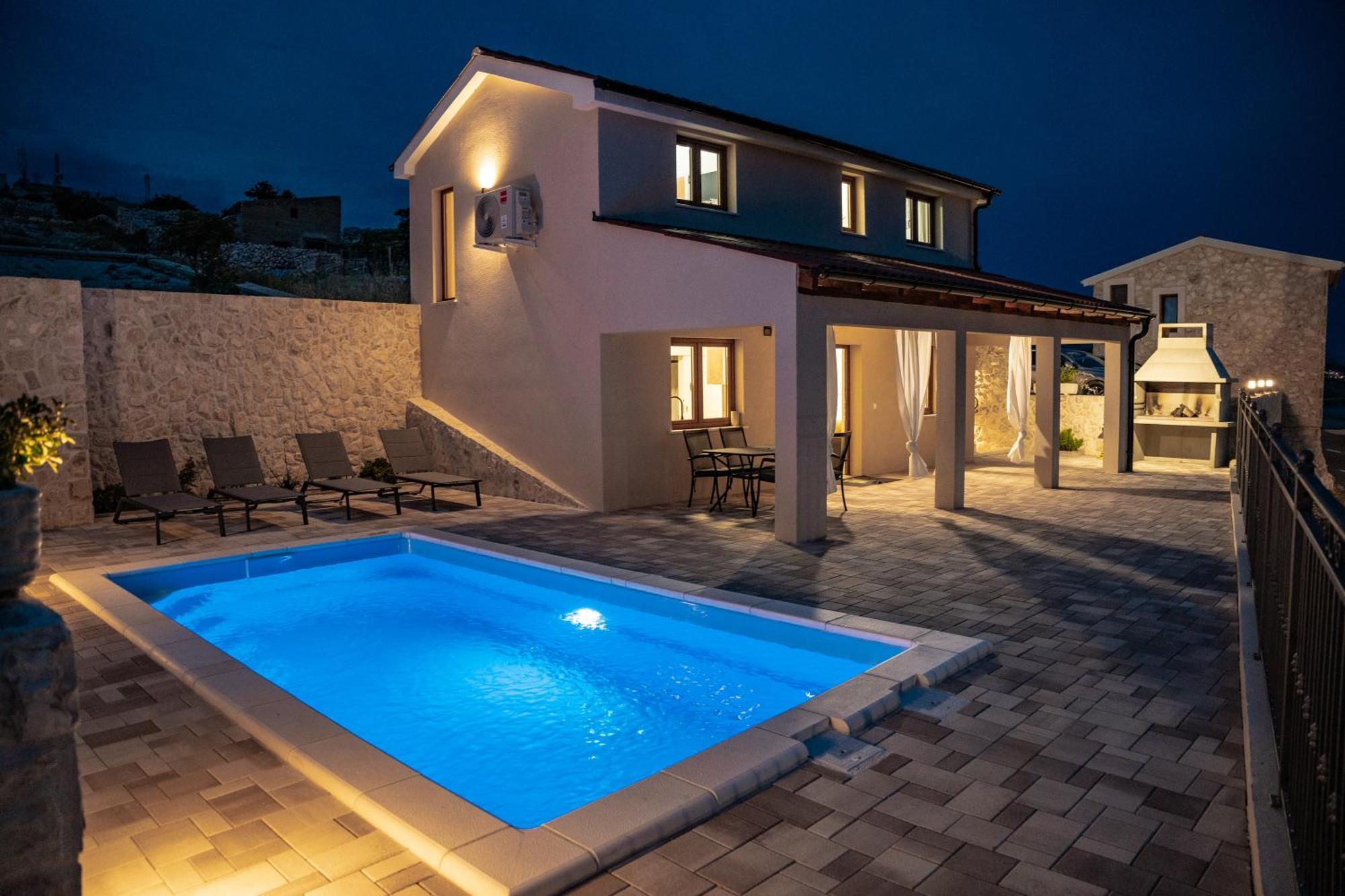 Villa Kamia With Private Heated Pool And Electric Vehicle Adapter Zubovići Dış mekan fotoğraf