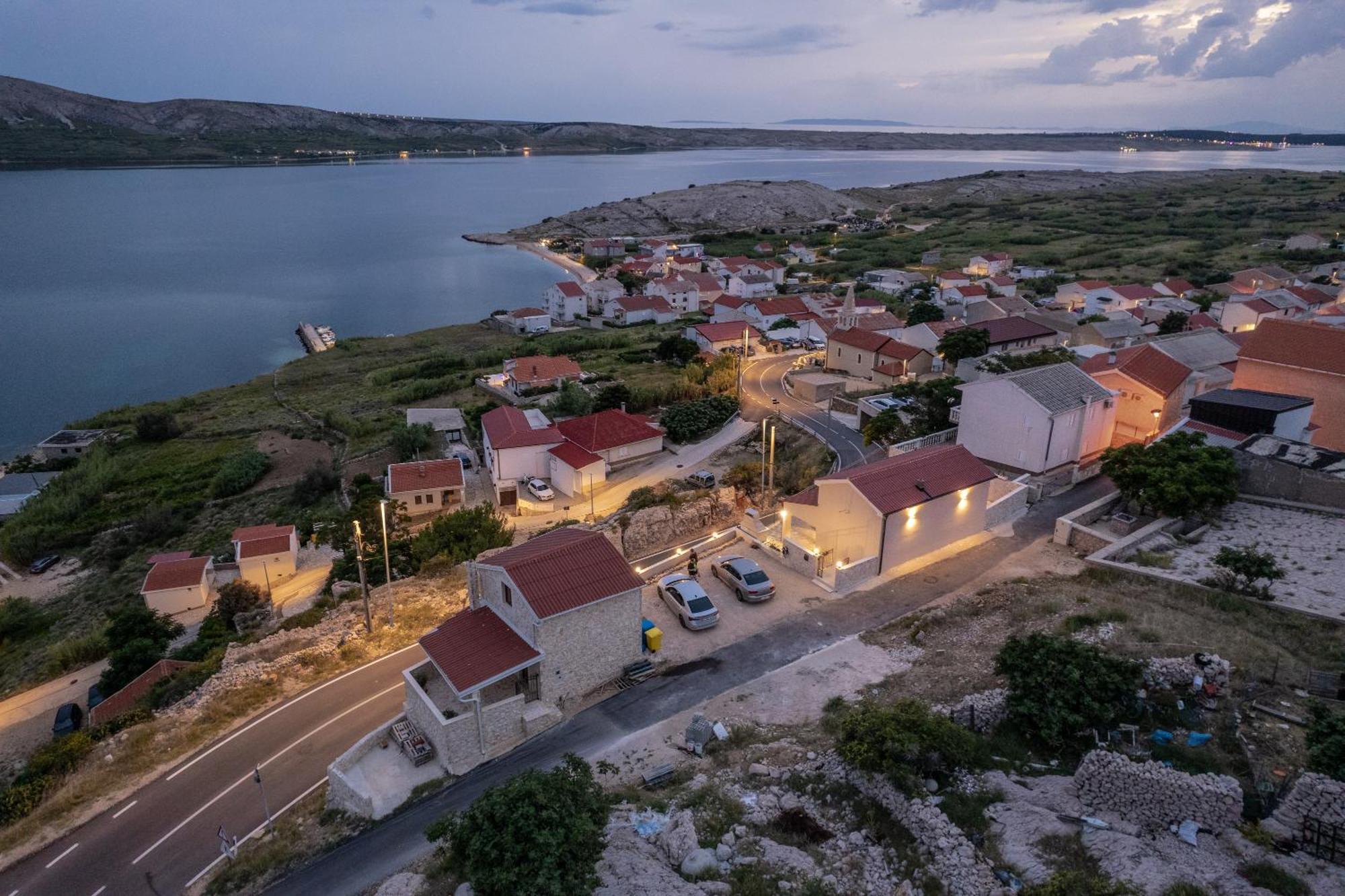 Villa Kamia With Private Heated Pool And Electric Vehicle Adapter Zubovići Dış mekan fotoğraf