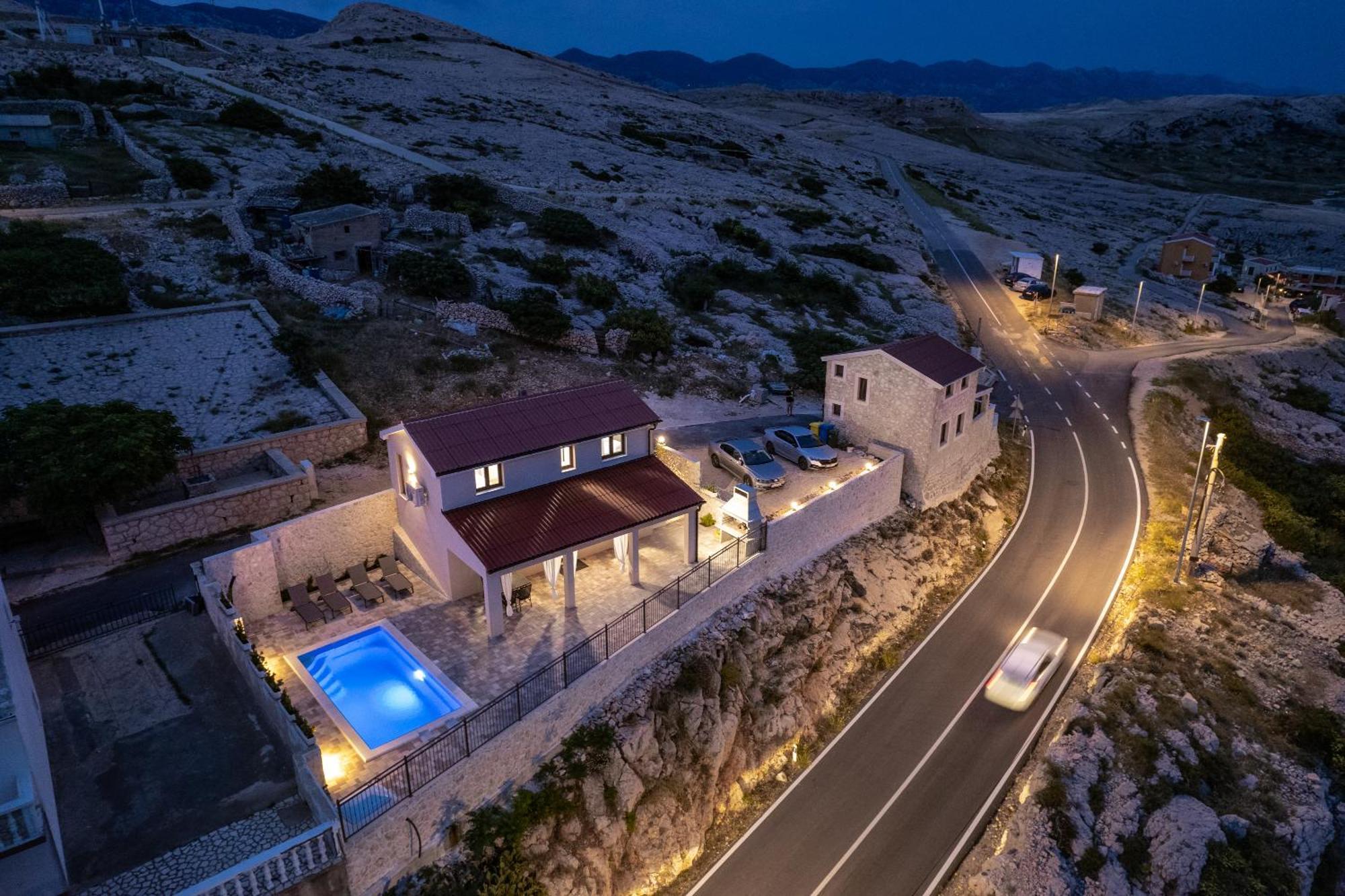 Villa Kamia With Private Heated Pool And Electric Vehicle Adapter Zubovići Dış mekan fotoğraf