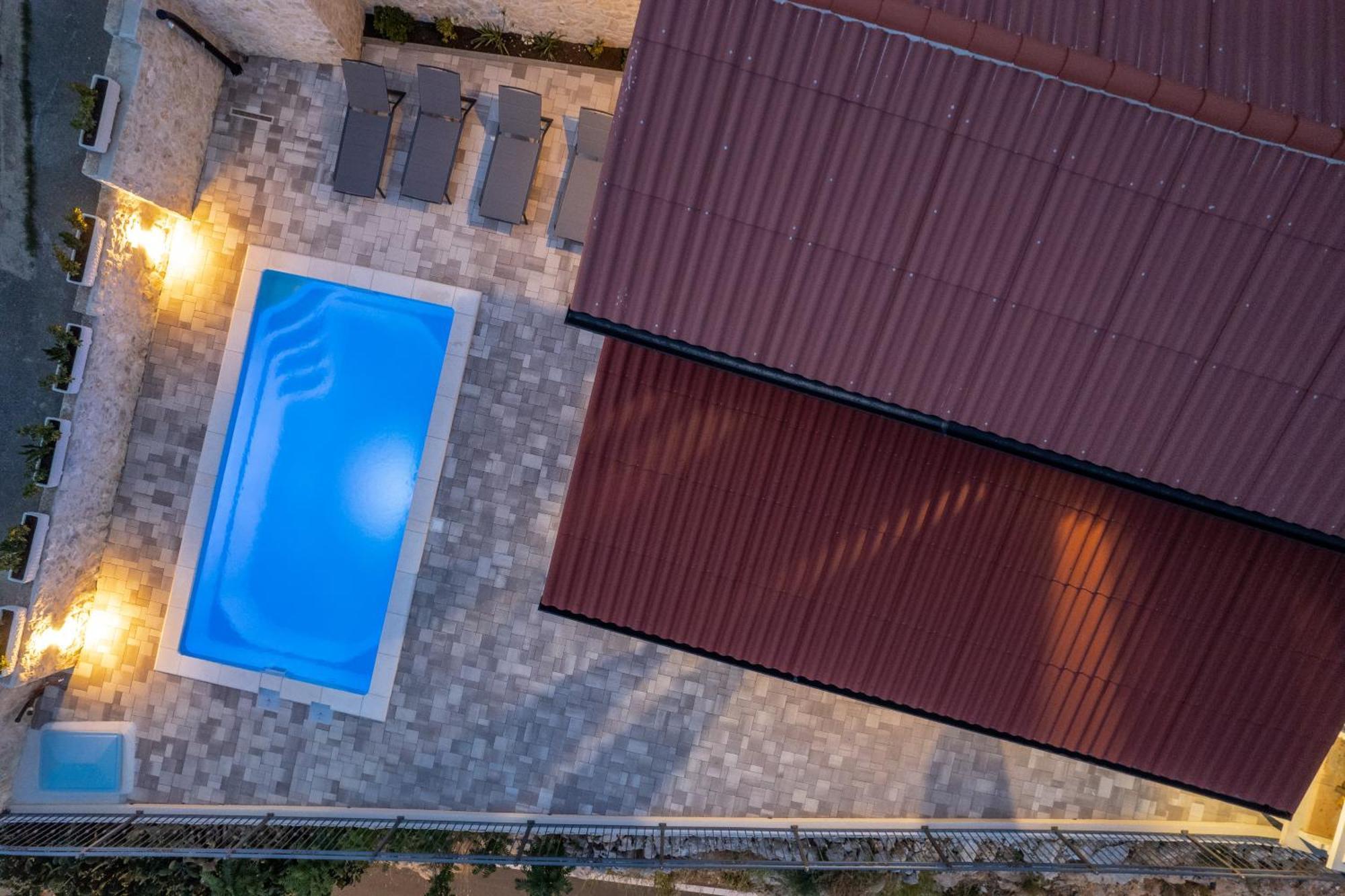 Villa Kamia With Private Heated Pool And Electric Vehicle Adapter Zubovići Dış mekan fotoğraf