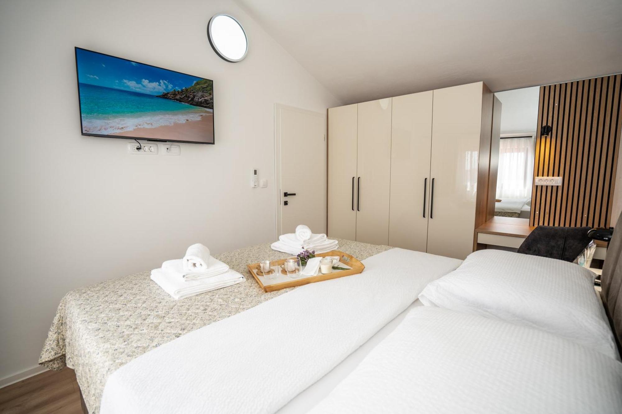 Villa Kamia With Private Heated Pool And Electric Vehicle Adapter Zubovići Dış mekan fotoğraf