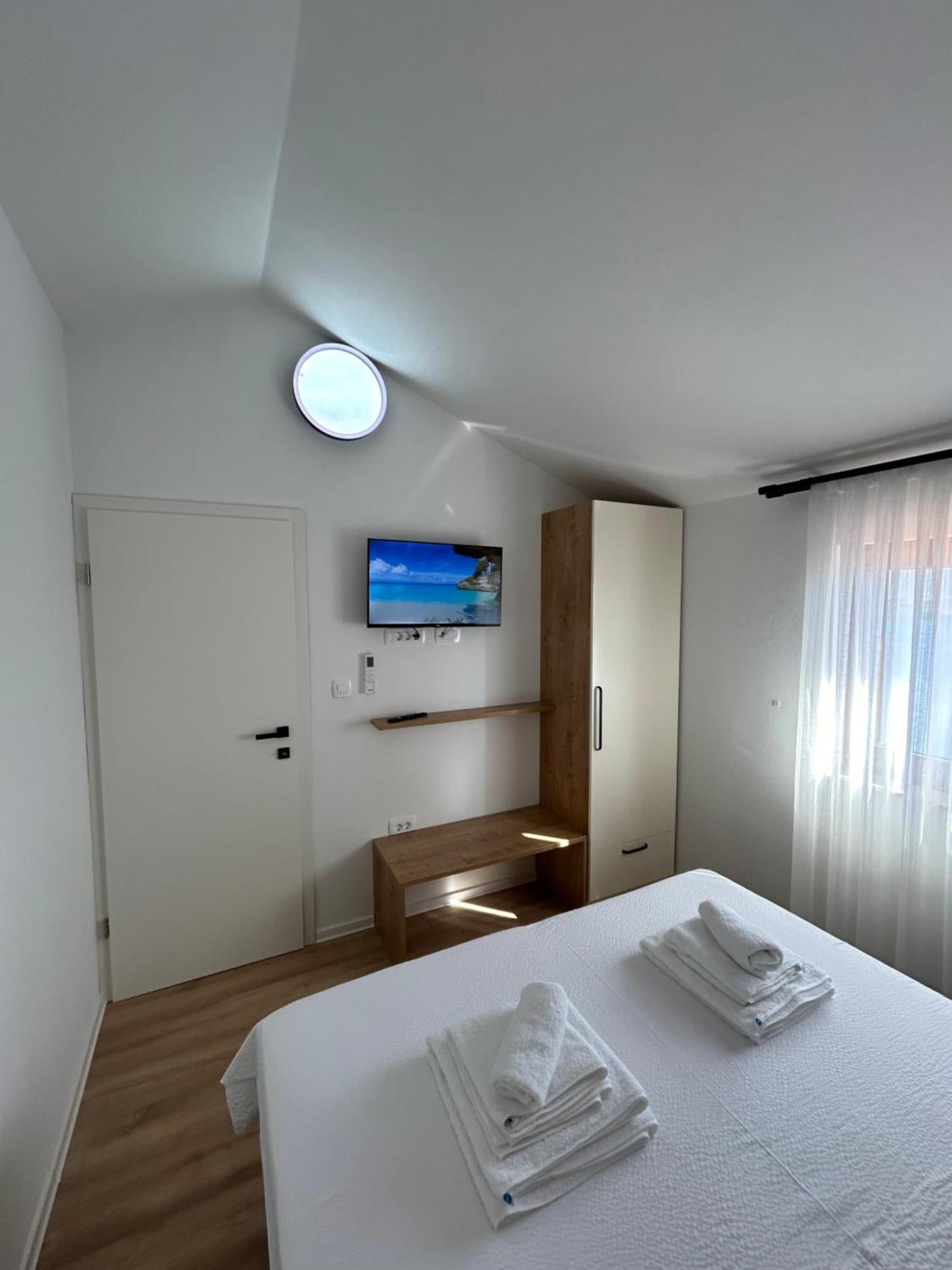 Villa Kamia With Private Heated Pool And Electric Vehicle Adapter Zubovići Dış mekan fotoğraf